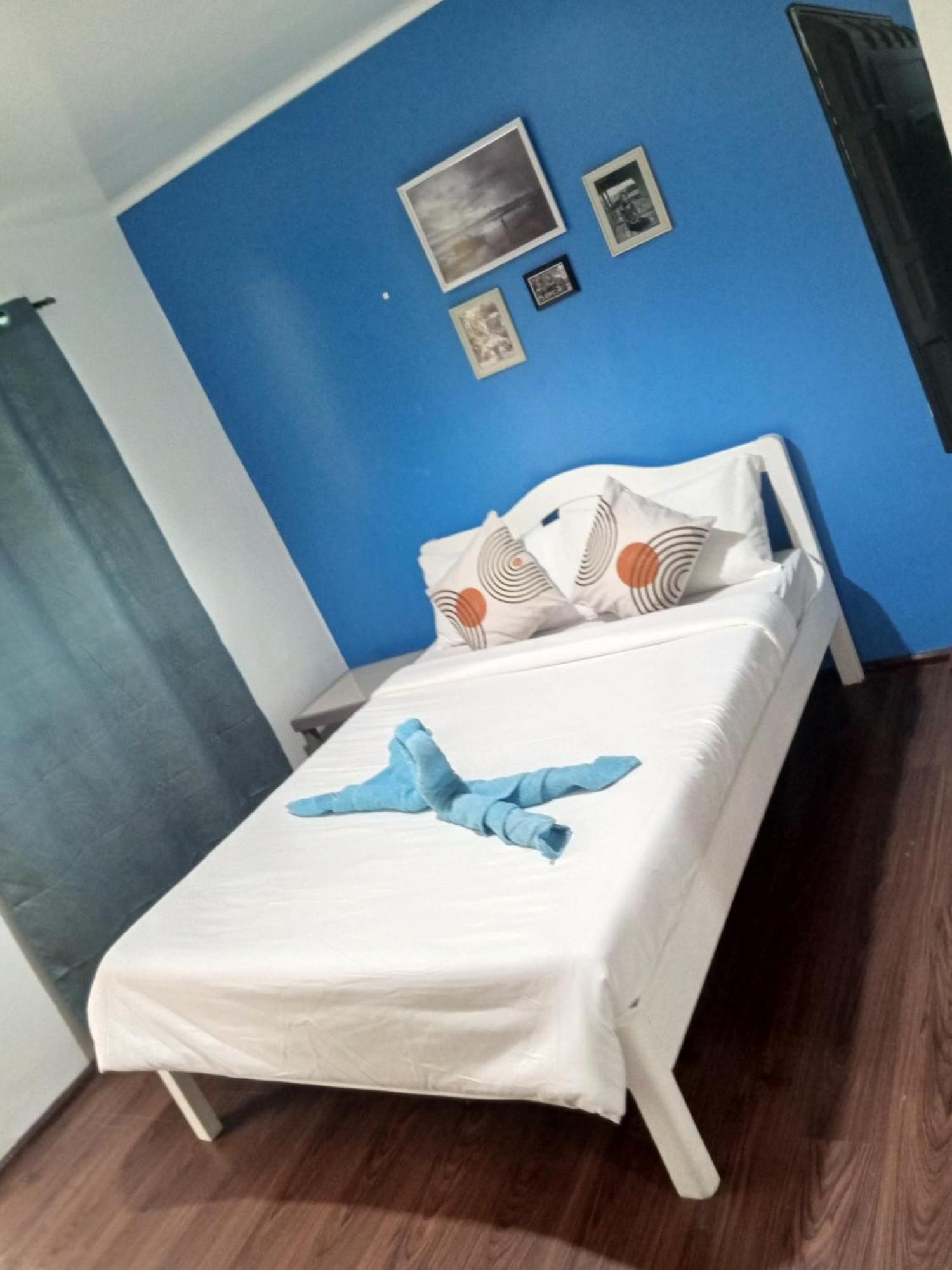 Laluna Cottages El Nido Room photo